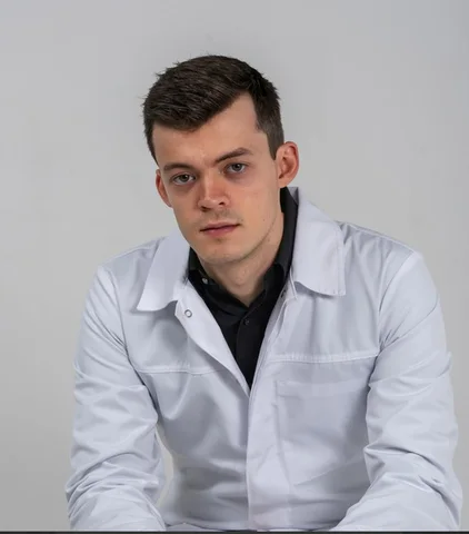 Андрей Просветов